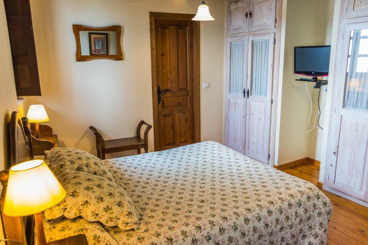 Casa De Aldea El Navaron Cofiño Eksteriør bilde