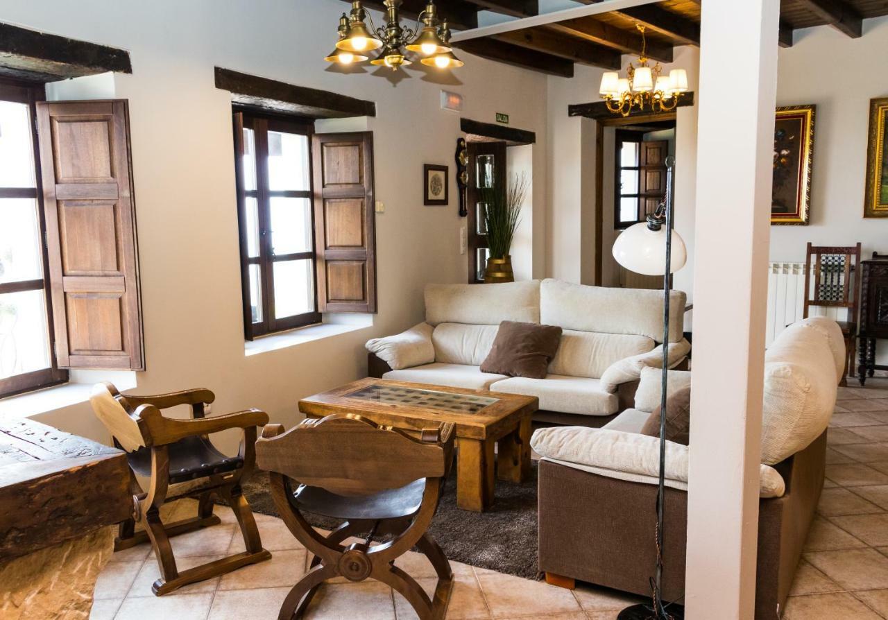 Casa De Aldea El Navaron Cofiño Eksteriør bilde